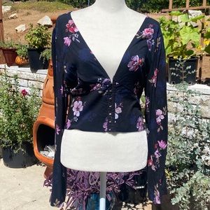Blue Floral Crop Top EUC